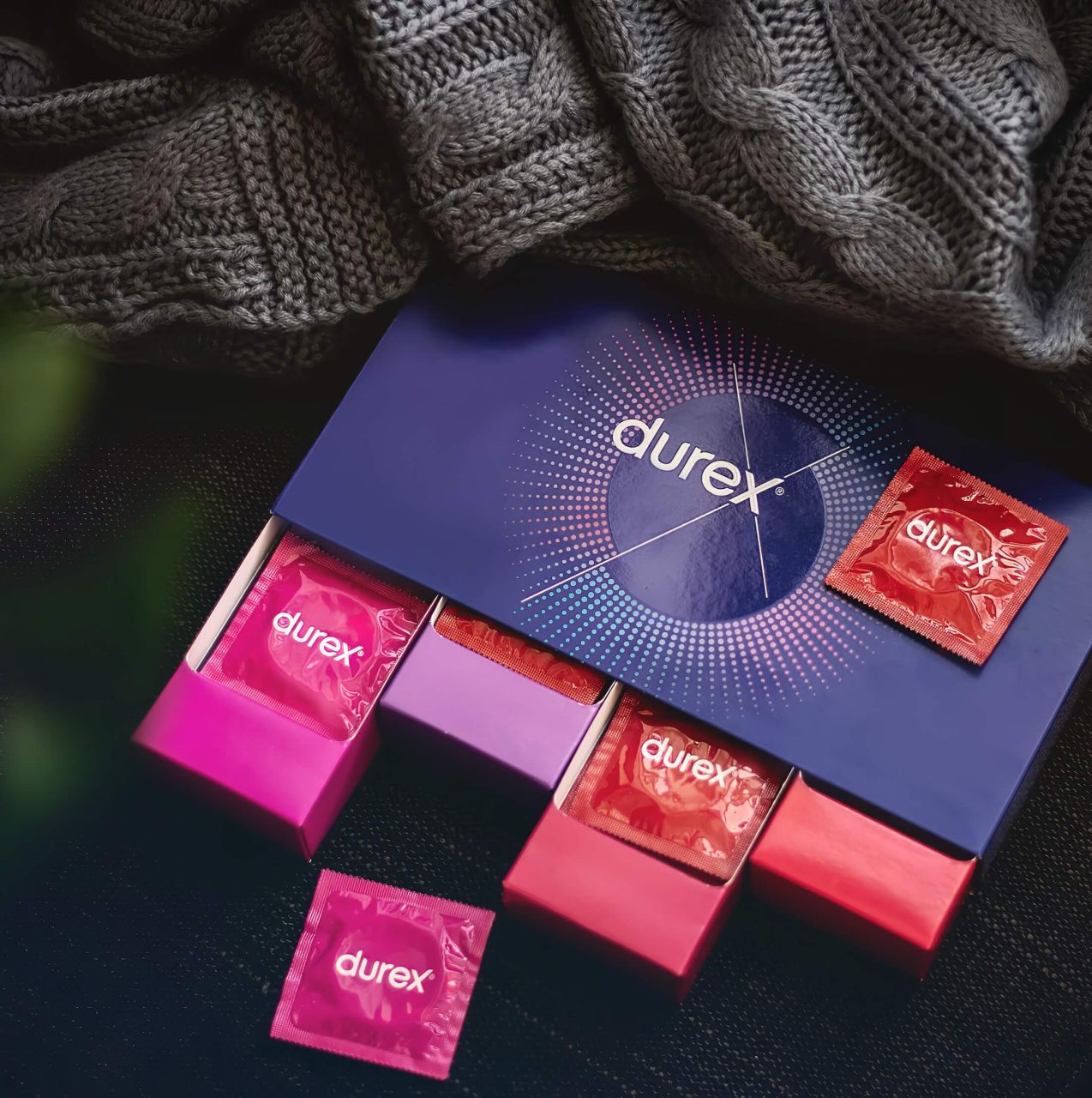 Durex Fun Explosion - diszkrét óvszer csomag (40db)