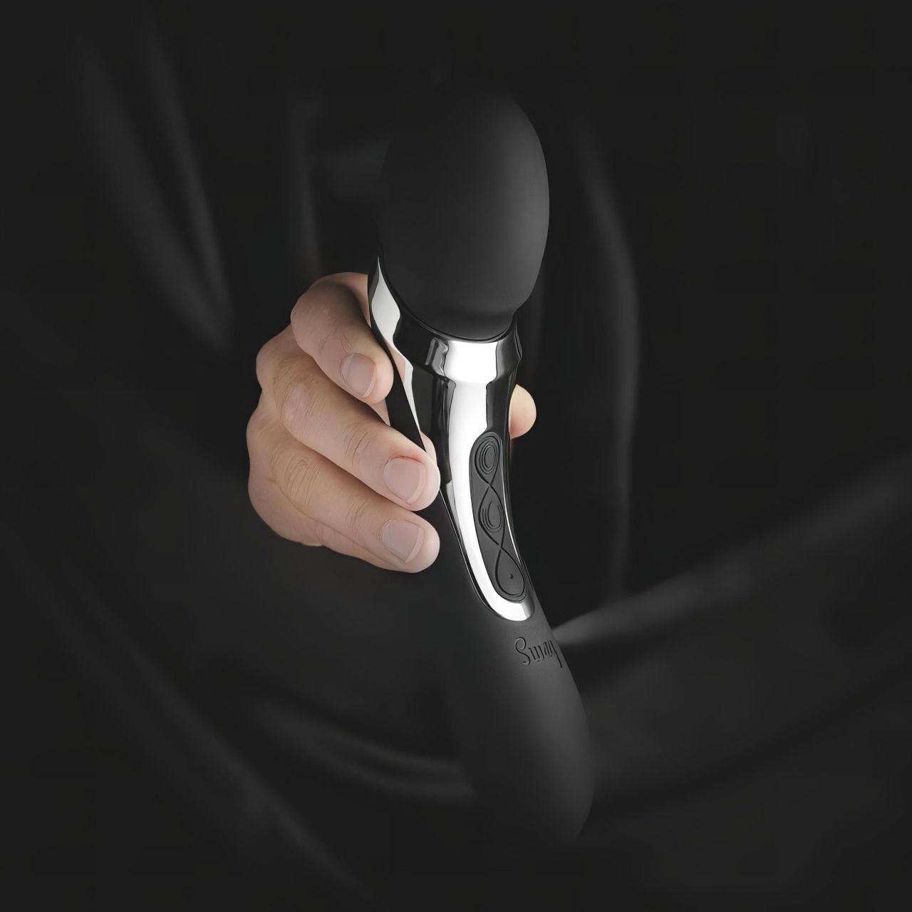 Sway No.1 Wand - akkus, 2in1 masszírozó vibrátor (fekete) Sway No.1 Wand - akkus, 2in1 masszírozó vibrátor (fekete)