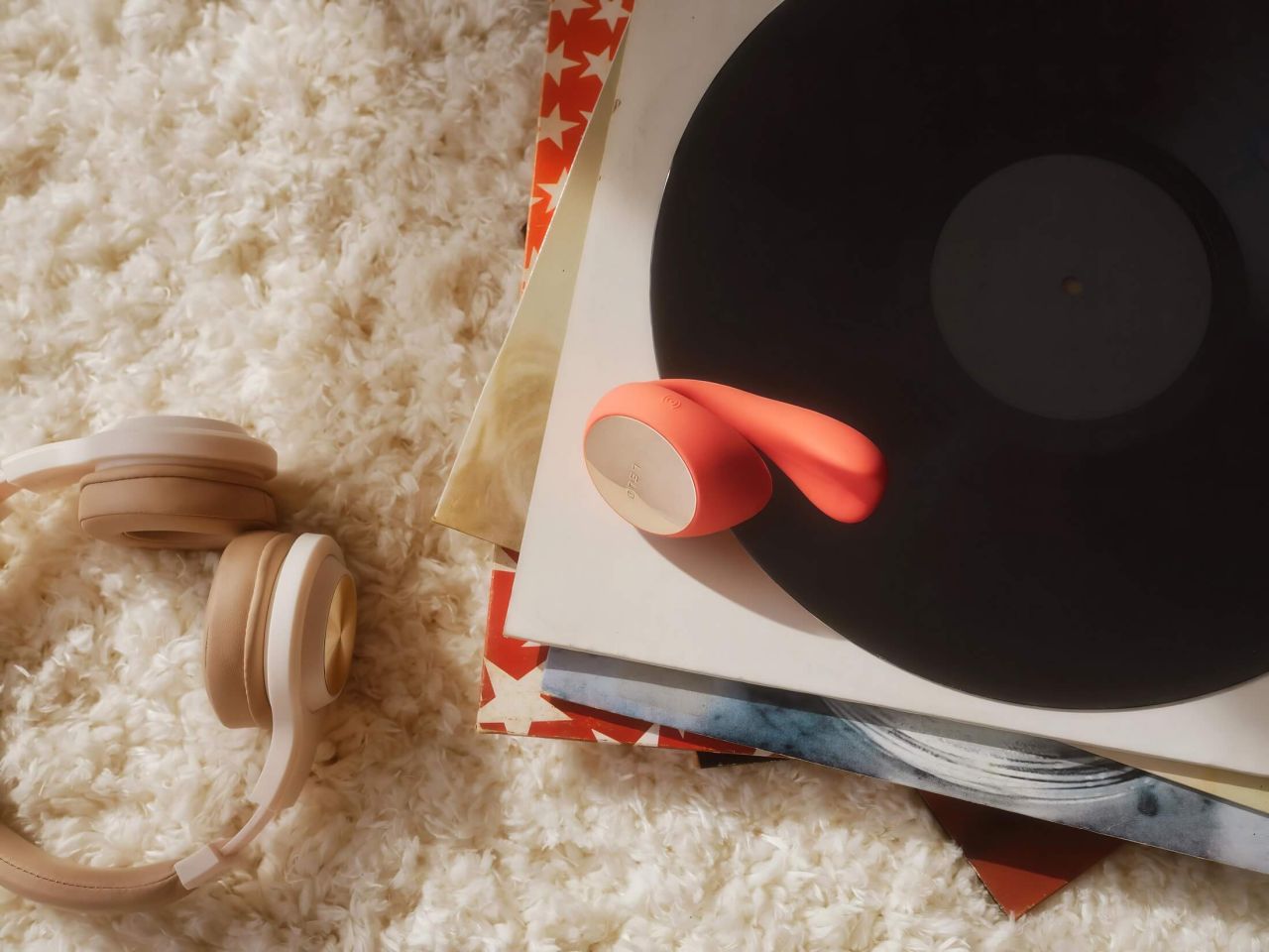 LELO Ida Wave - okos, akkus rezgő-forgó vibrátor (korall) LELO Ida Wave - okos, akkus rezgő-forgó vibrátor (korall)